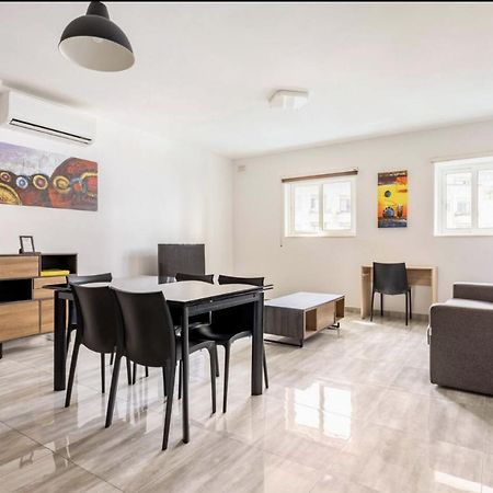 F8 Modern And Bright Apartment In Malta Msida Ngoại thất bức ảnh